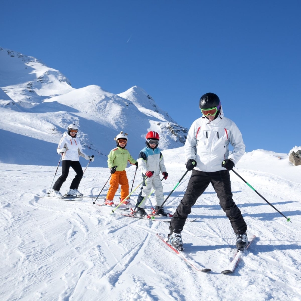Kurs jazdy na nartach dla dorosłych i dzieci